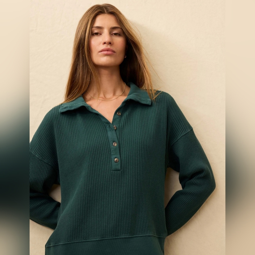 Faherty Apres Waffle Henley Top Green Après Sweater 100% Cotton